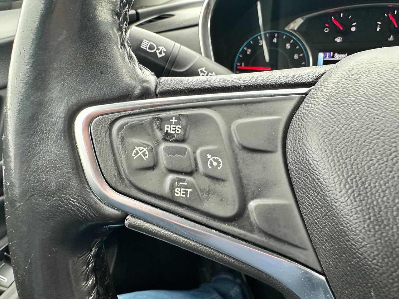 2018 Chevrolet Equinox LT AWD HTD-Cloth NAV XM PowerGate RemStart RvCam Photo