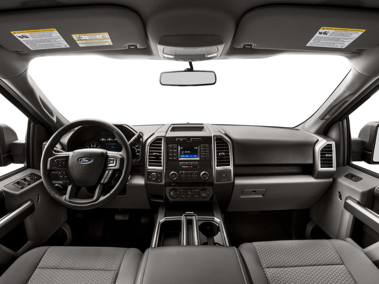 2015 Ford F-150 4WD SUPERCREW 145" XLT Photo1