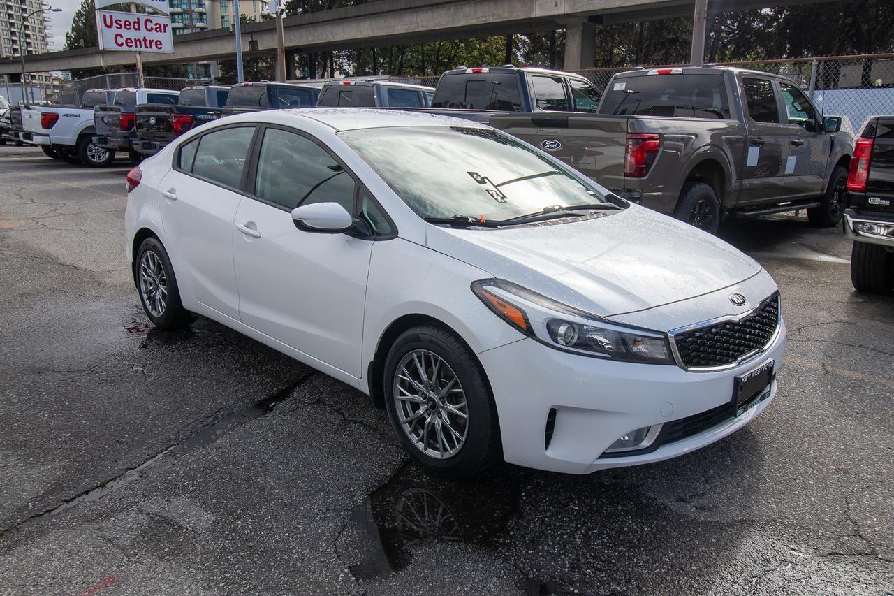 2018 Kia Forte LX Photo3