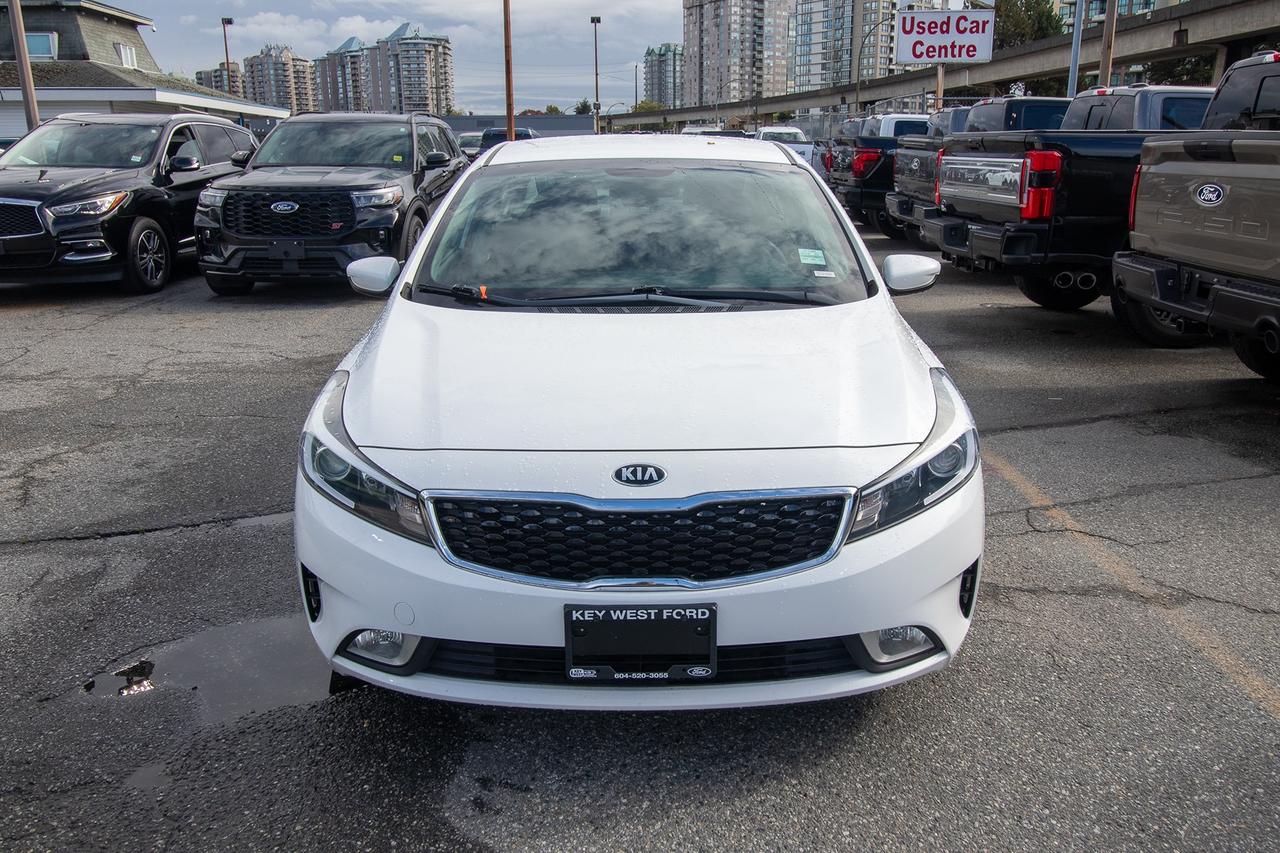 2018 Kia Forte LX Photo2