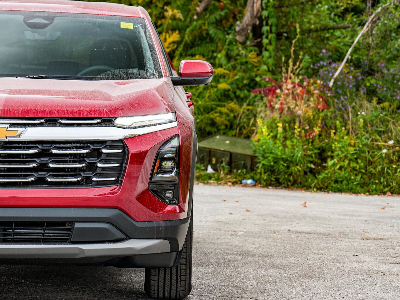 2027 Chevrolet Equinox AWD LT Photo