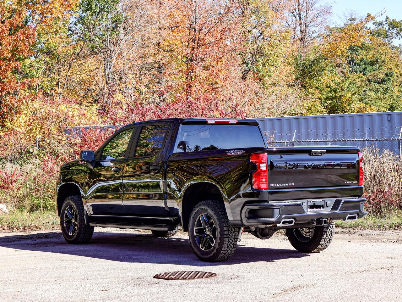 2026 Chevrolet Silverado 1500 Custom Trail Boss Photo