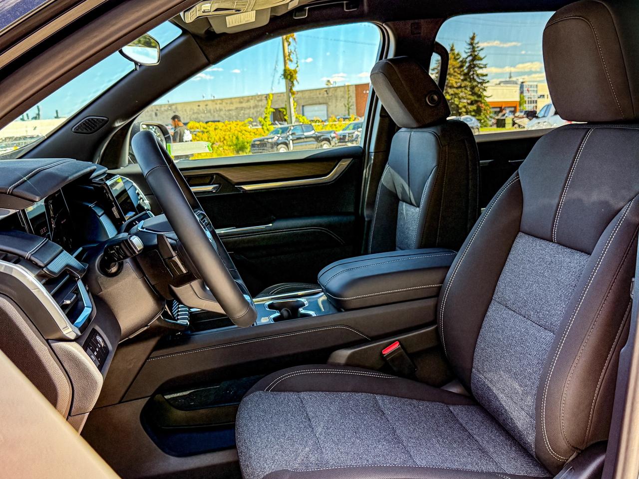 2027 GMC Acadia ELEVATION Photo
