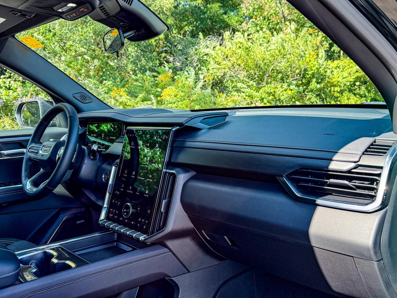 2027 GMC Acadia ELEVATION Photo