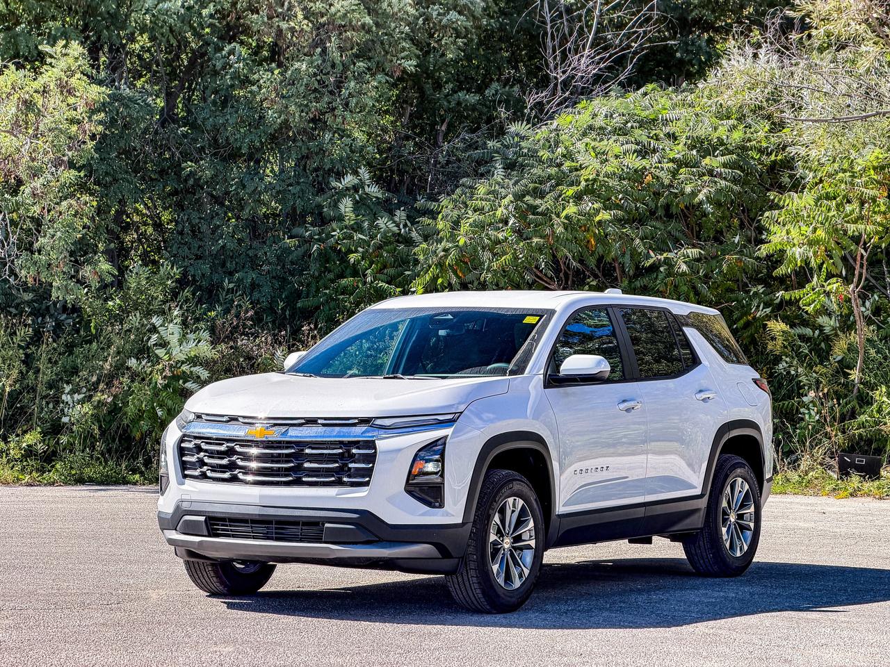 2027 Chevrolet Equinox AWD LT Photo