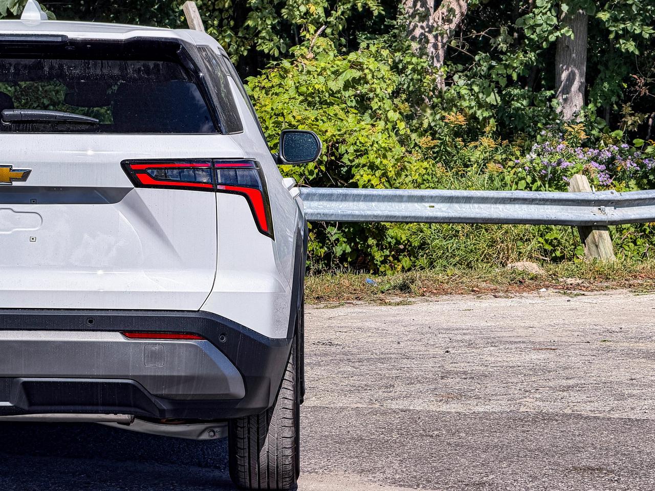 2027 Chevrolet Equinox AWD LT Photo