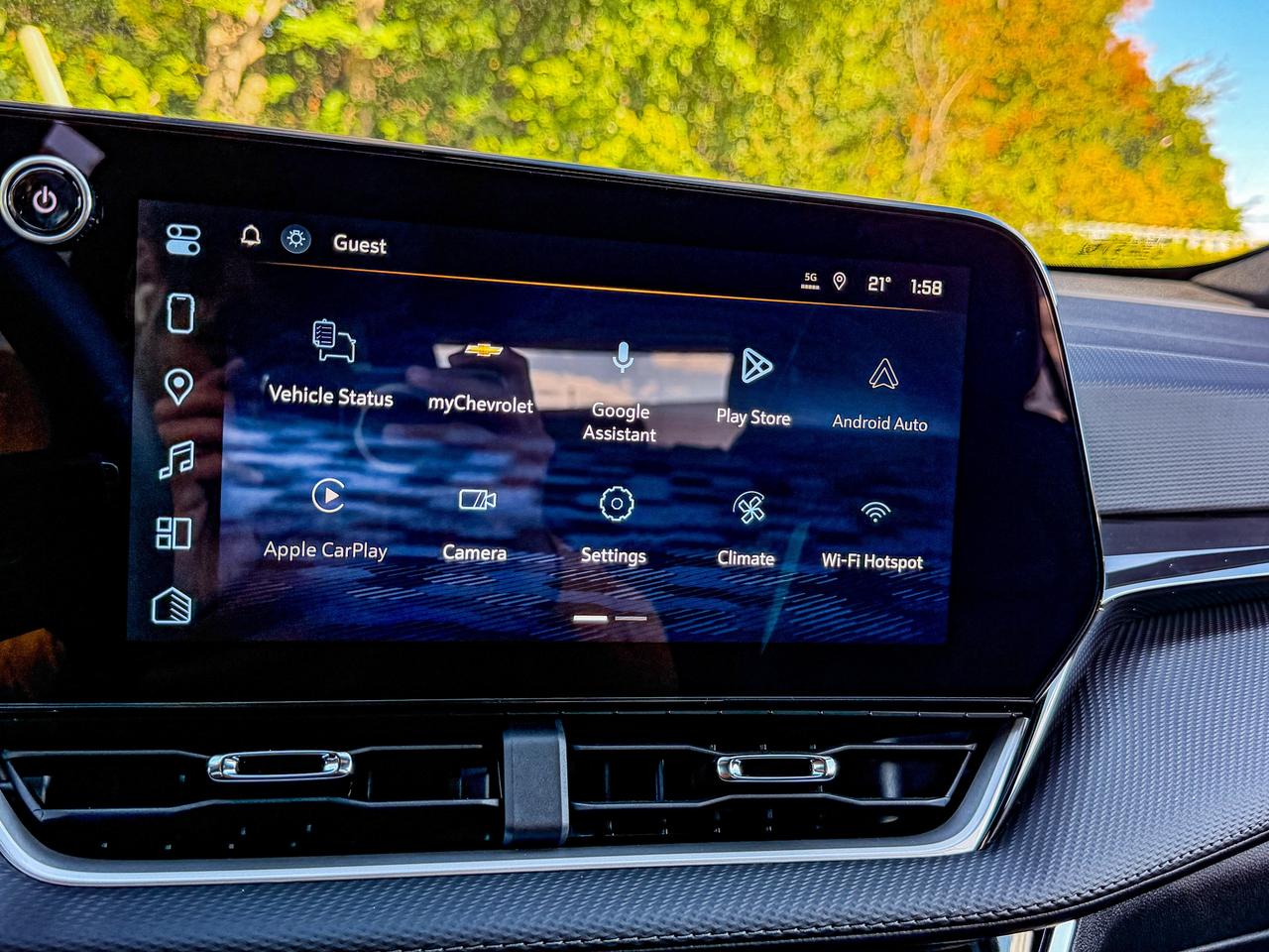 2027 Chevrolet Equinox AWD LT Photo