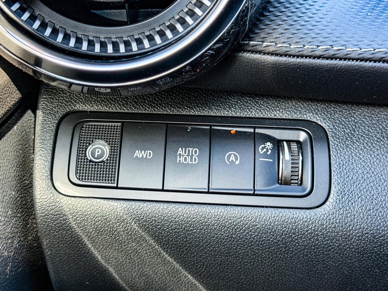 2027 Chevrolet Equinox AWD LT Photo
