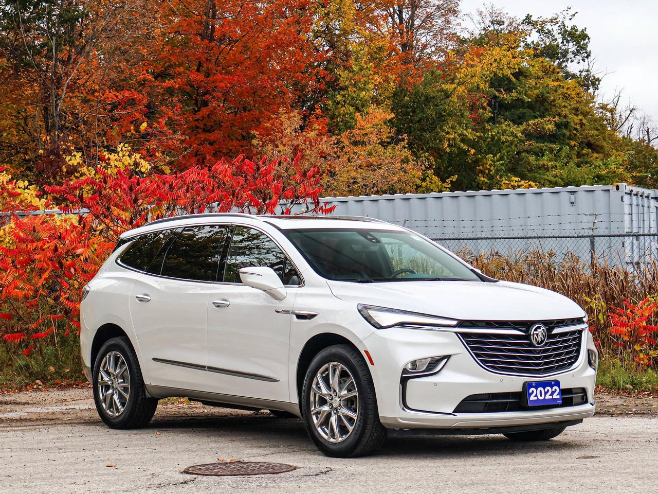 2022 Buick Enclave Premium Photo3