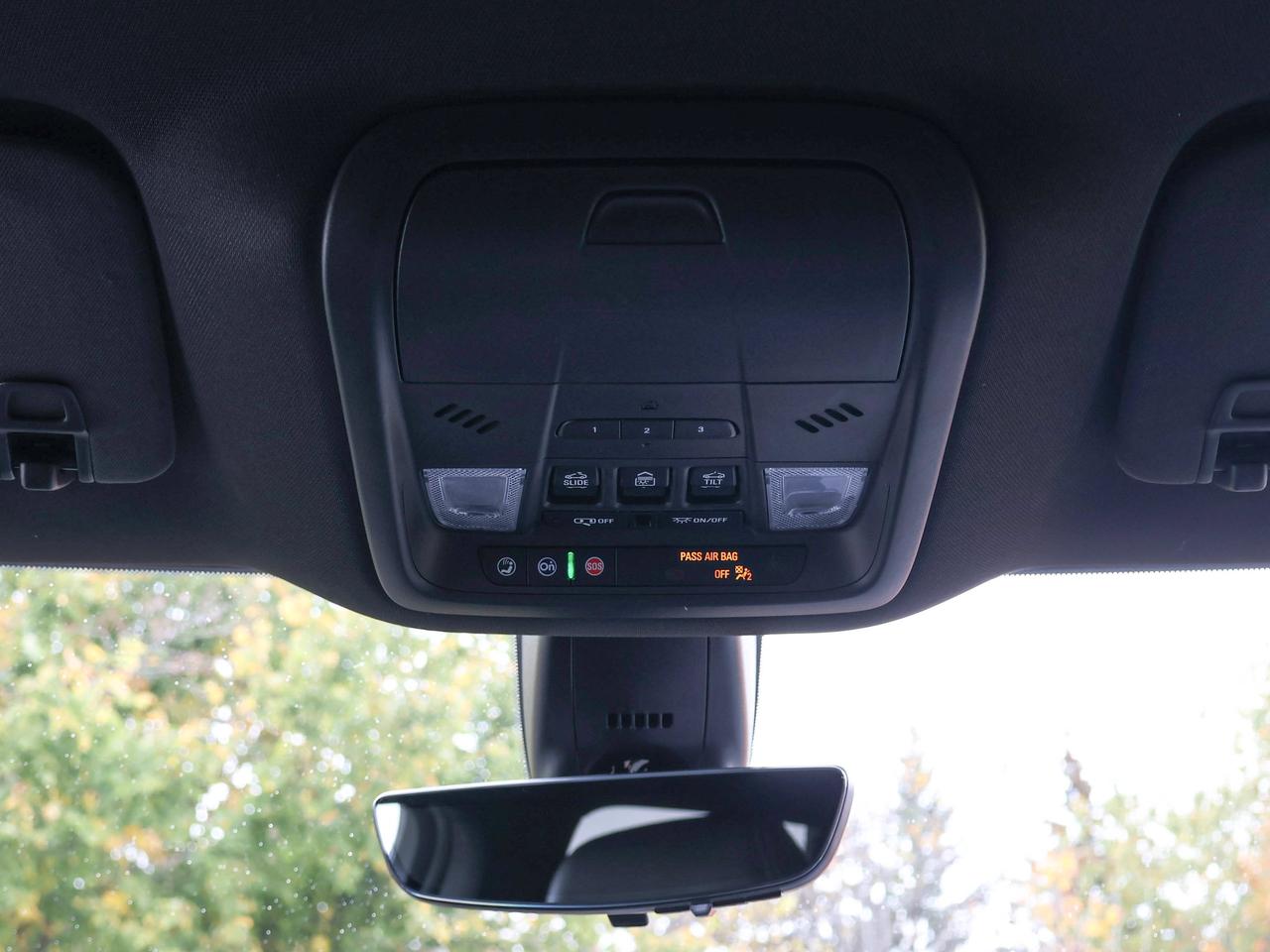 2022 Buick Enclave Premium Photo