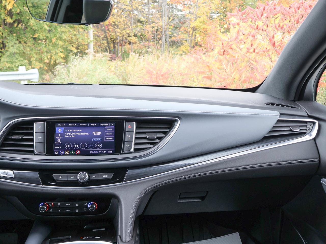 2022 Buick Enclave Premium Photo