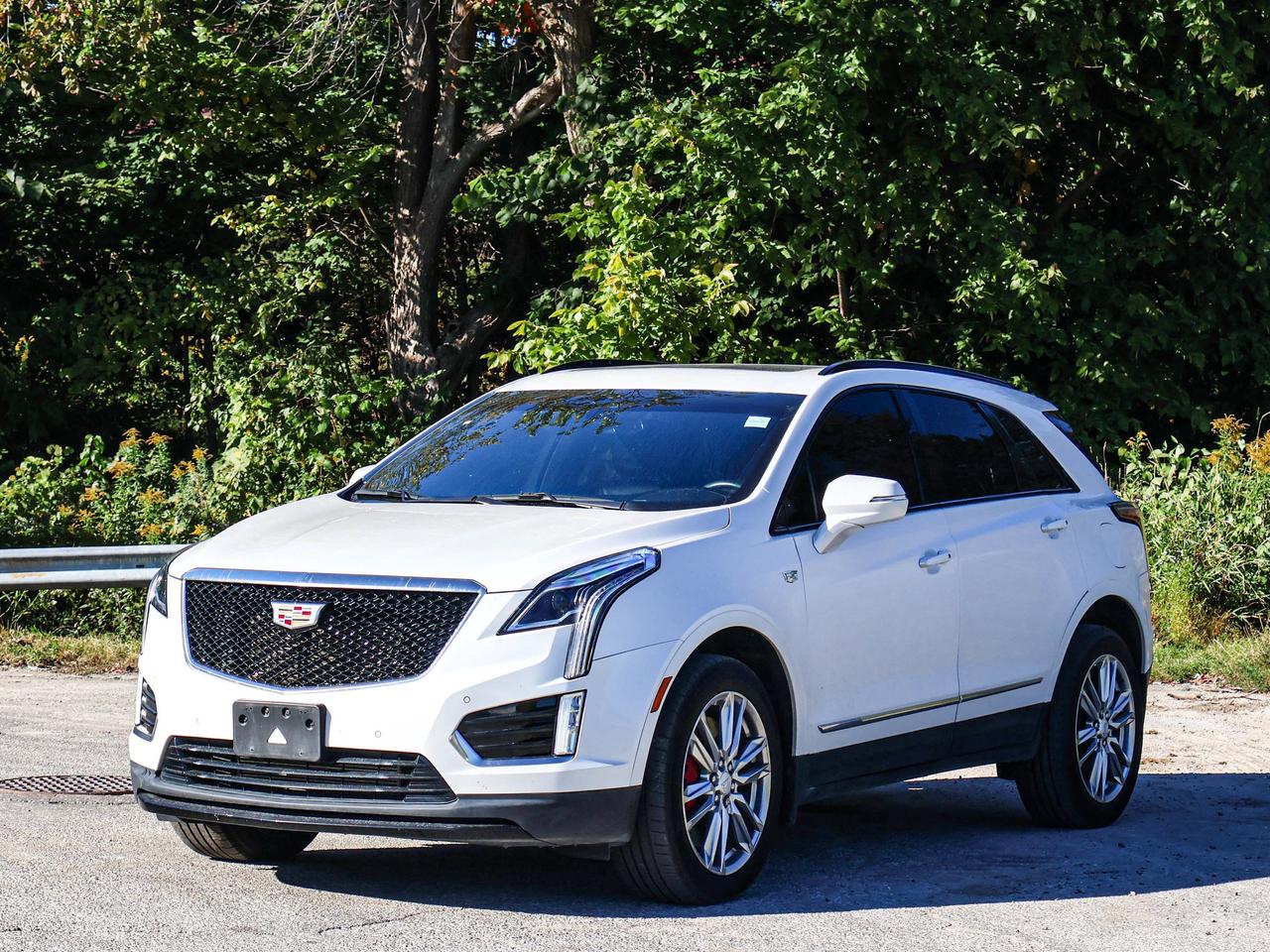 2022 Cadillac XT5 AWD Sport Photo