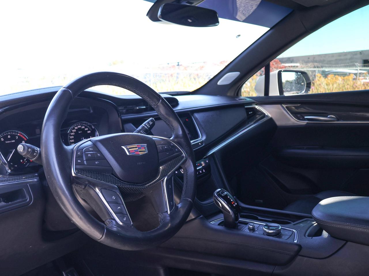 2022 Cadillac XT5 AWD Sport Photo