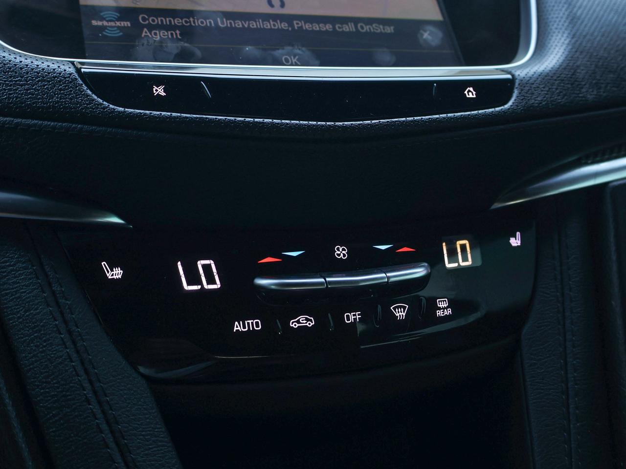 2022 Cadillac XT5 AWD Sport Photo
