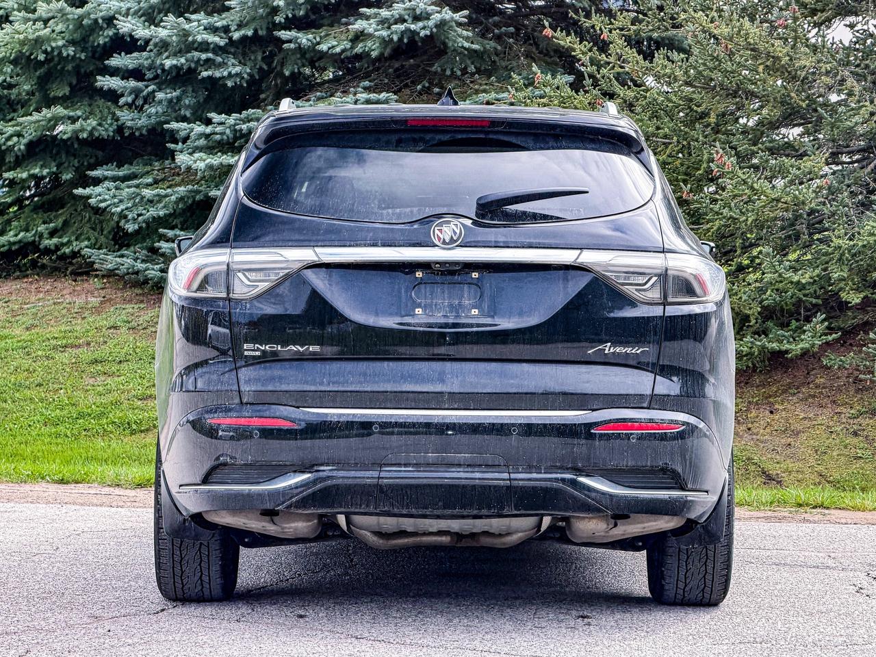 2022 Buick Enclave Avenir Photo