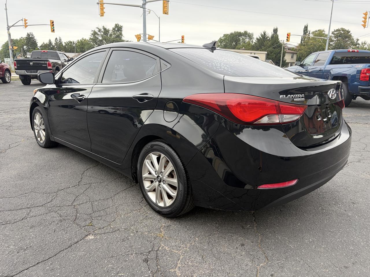 2016 Hyundai Elantra Sport Appearance-Low Km-Sunroof-Clean Carfax Photo