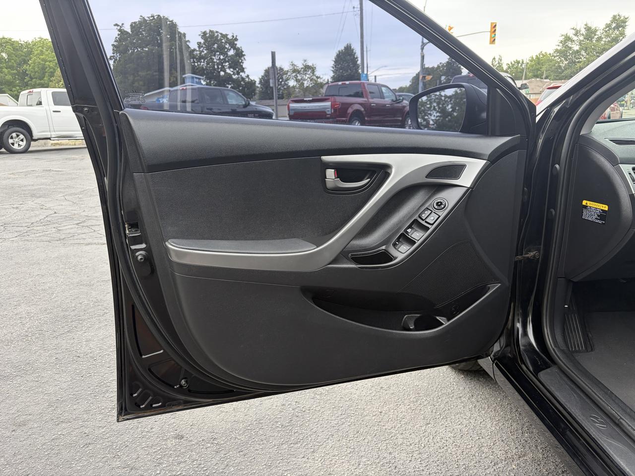 2016 Hyundai Elantra Sport Appearance-Low Km-Sunroof-Clean Carfax Photo