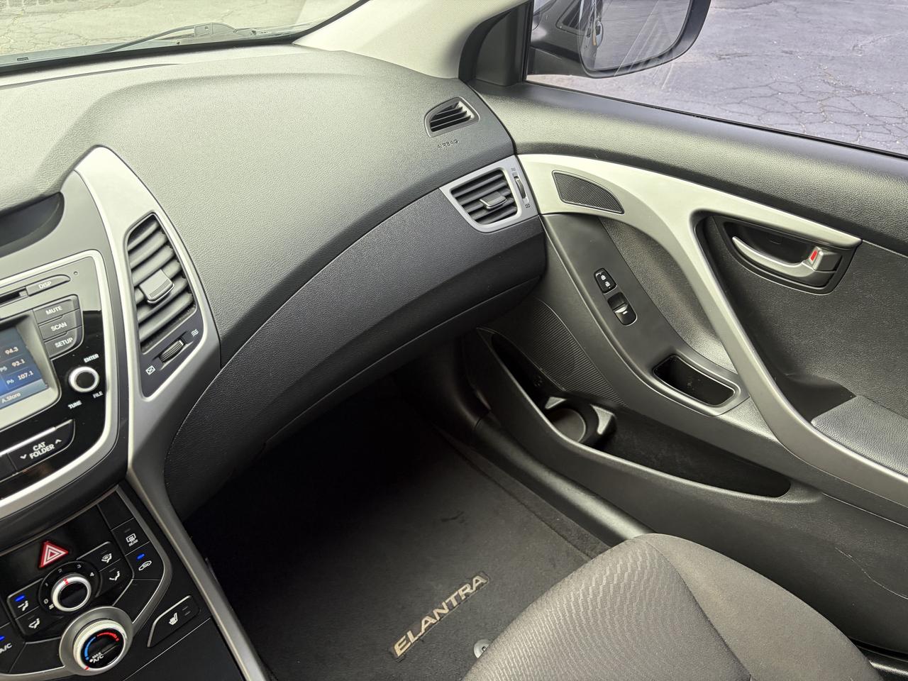 2016 Hyundai Elantra Sport Appearance-Low Km-Sunroof-Clean Carfax Photo
