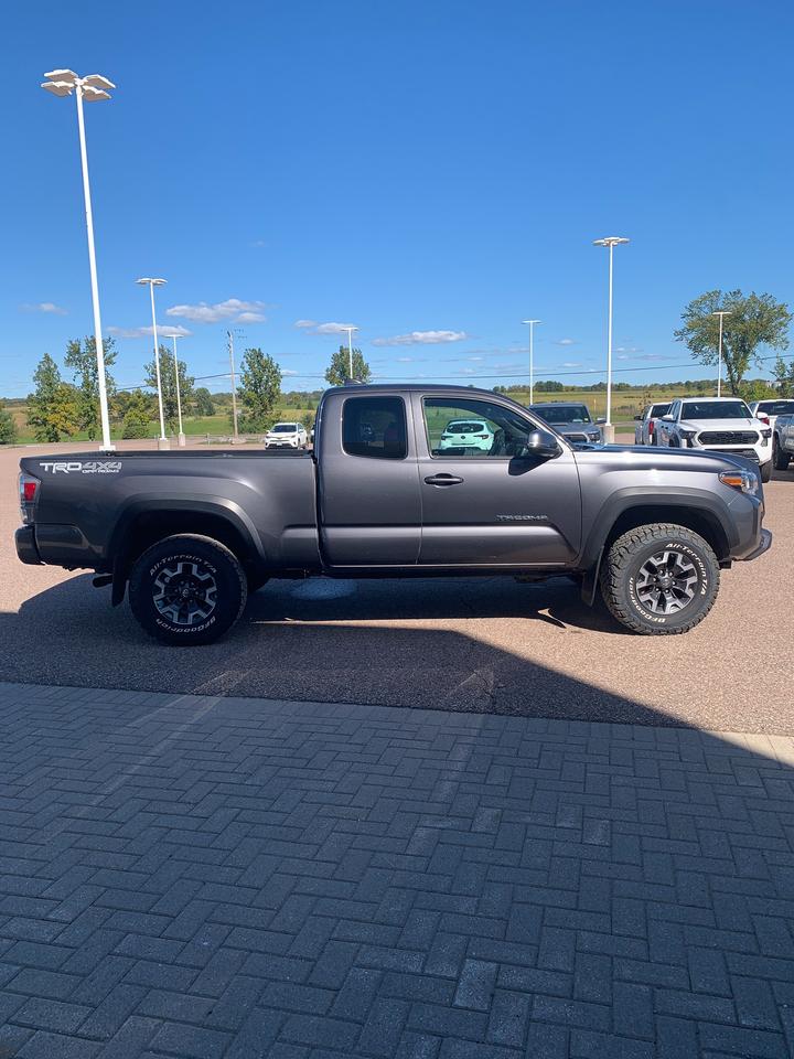 2022 Toyota Tacoma Base Photo