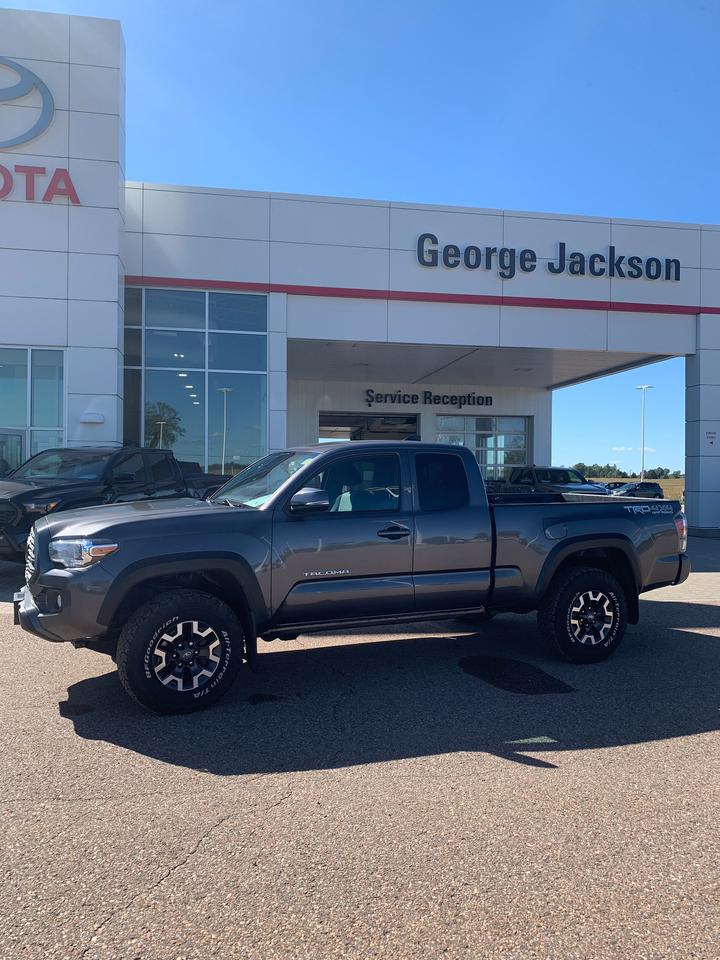 2022 Toyota Tacoma Base Photo