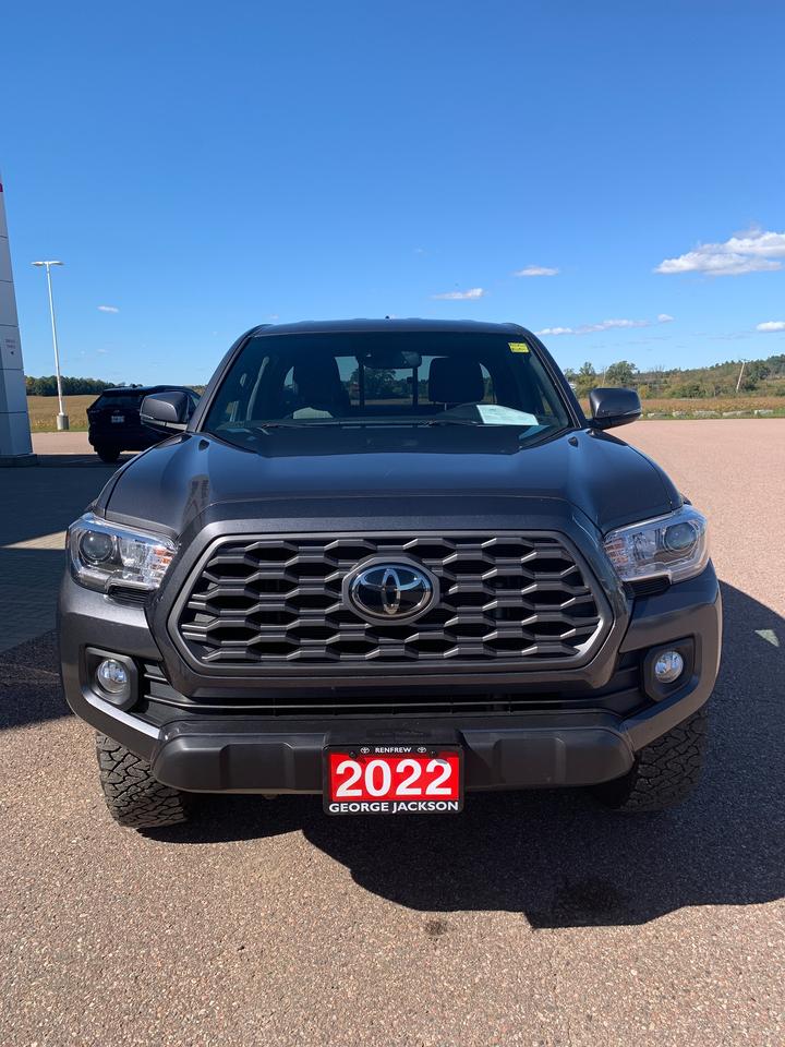 2022 Toyota Tacoma Base Photo