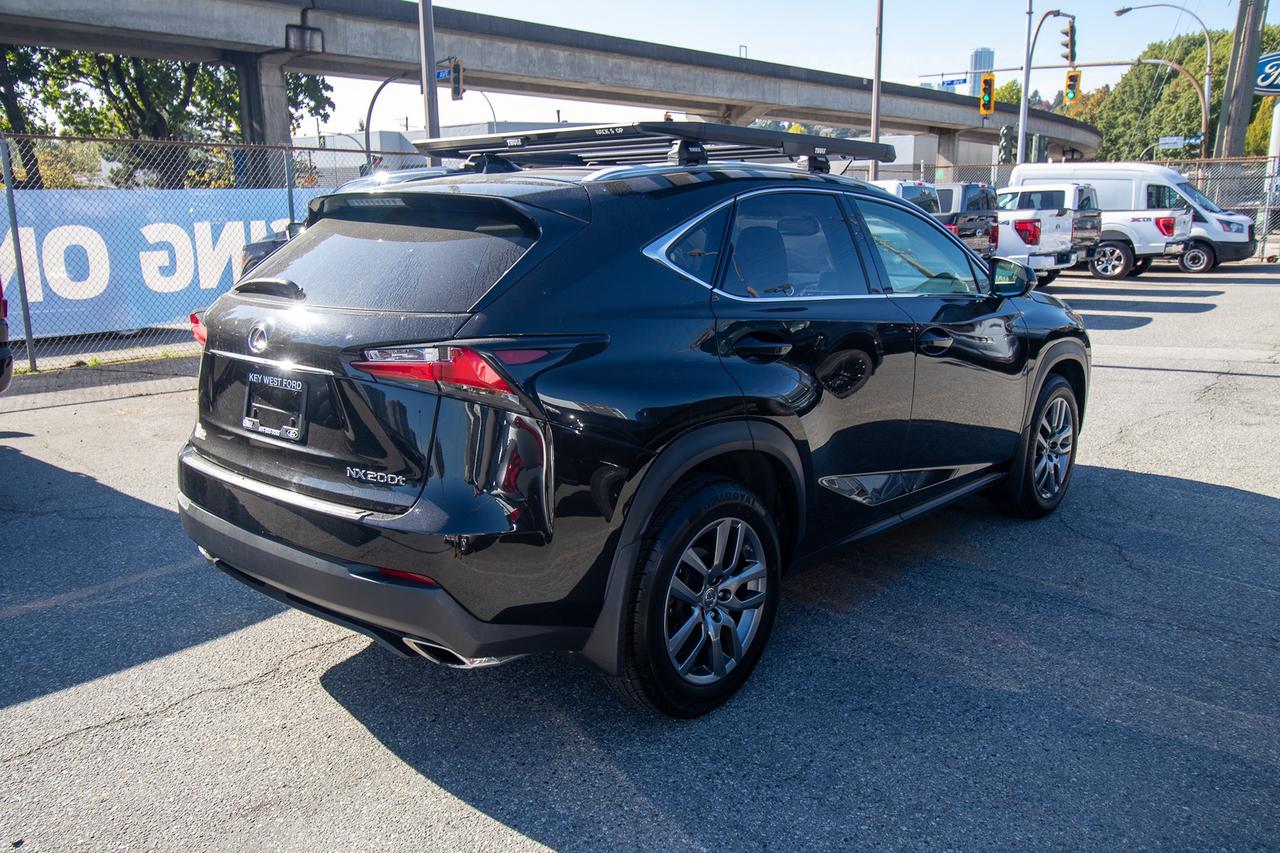 2015 Lexus NX 200t AWD Photo4