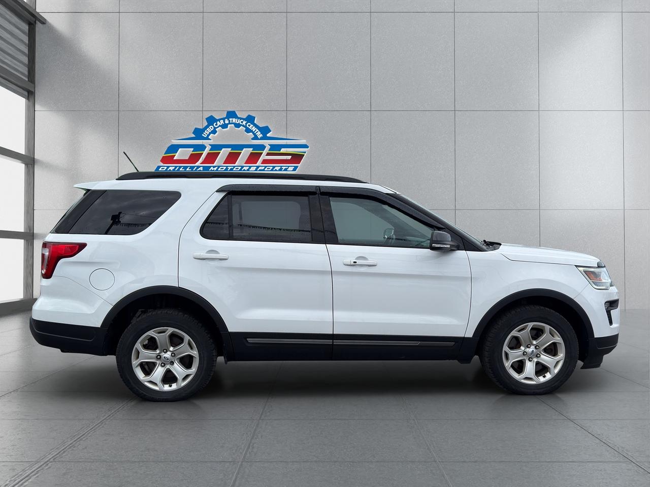 2019 Ford Explorer XLT 4WD Photo