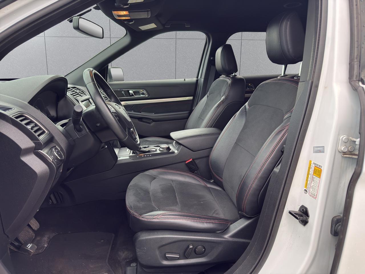 2019 Ford Explorer XLT 4WD Photo