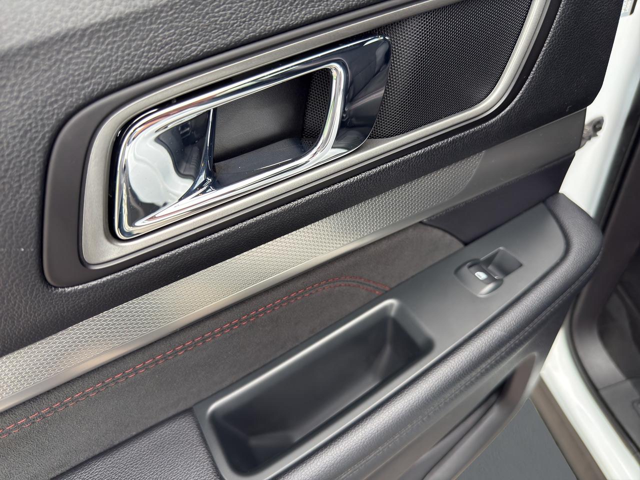 2019 Ford Explorer XLT 4WD Photo