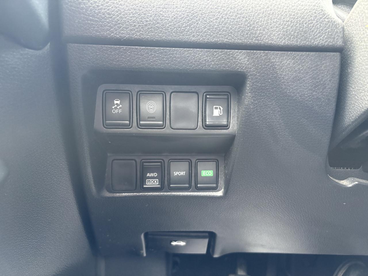 2019 Nissan Rogue SV AWD Photo