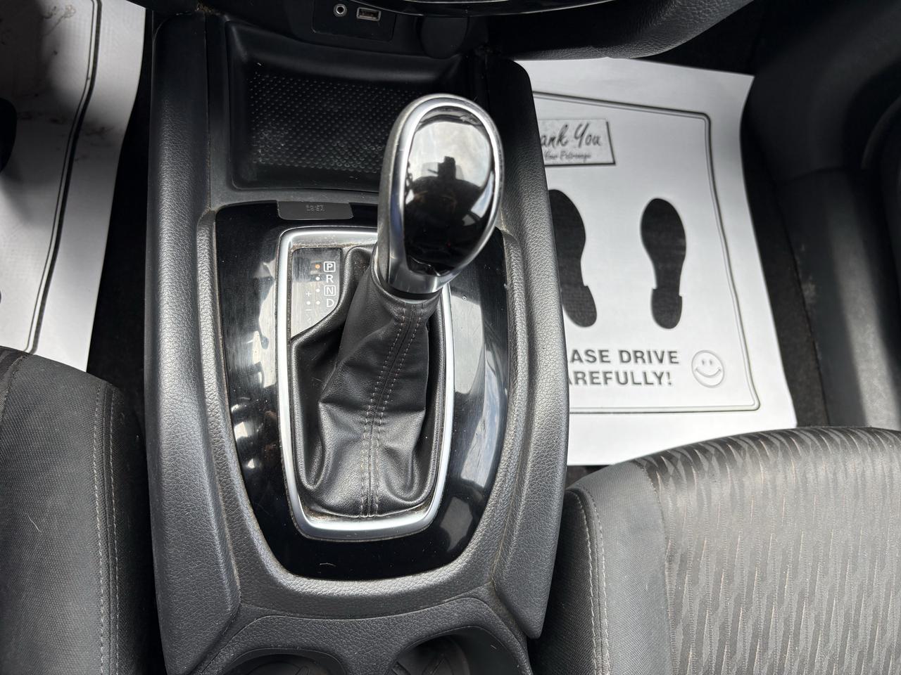 2019 Nissan Rogue SV AWD Photo