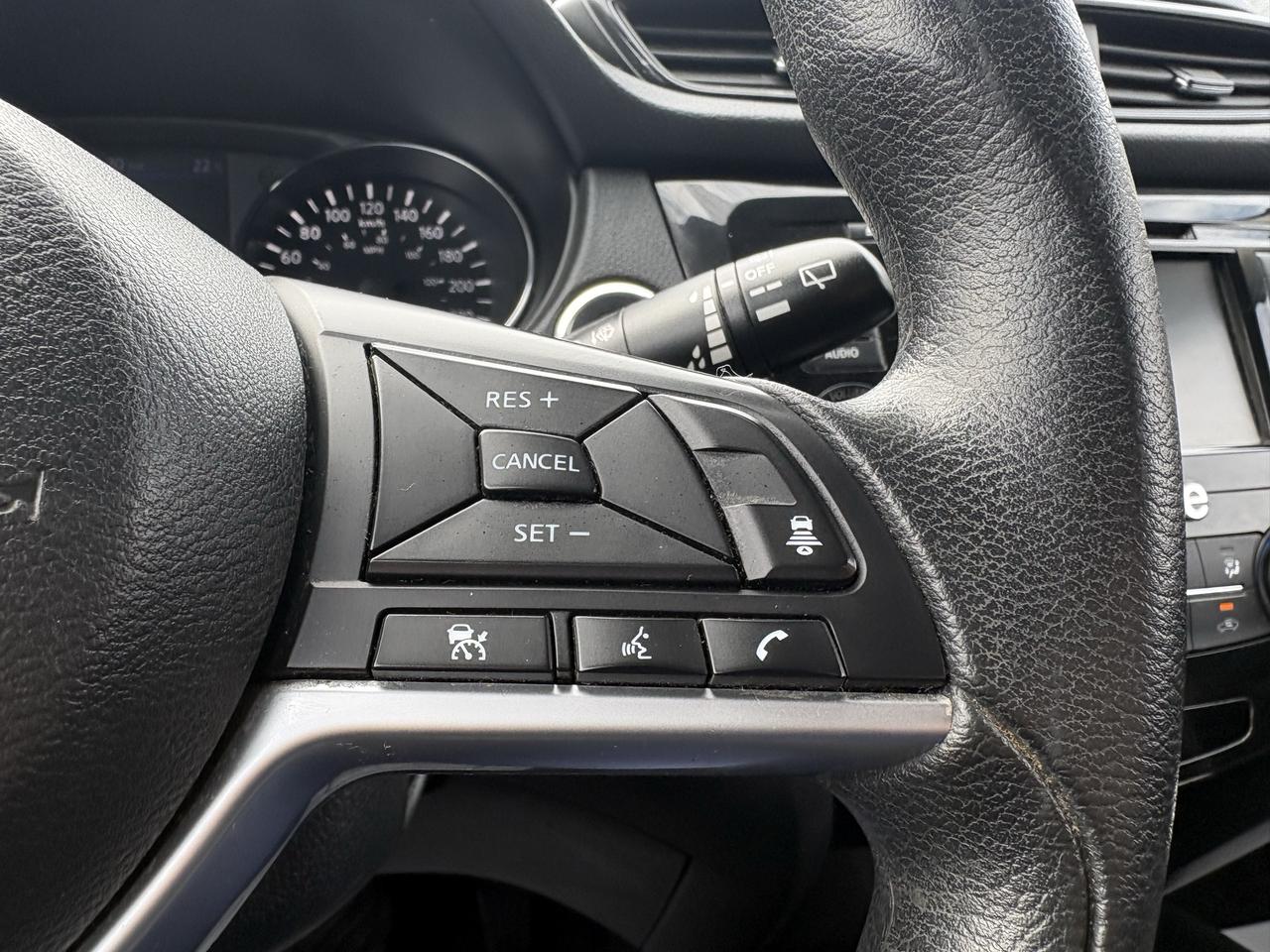 2019 Nissan Rogue SV AWD Photo