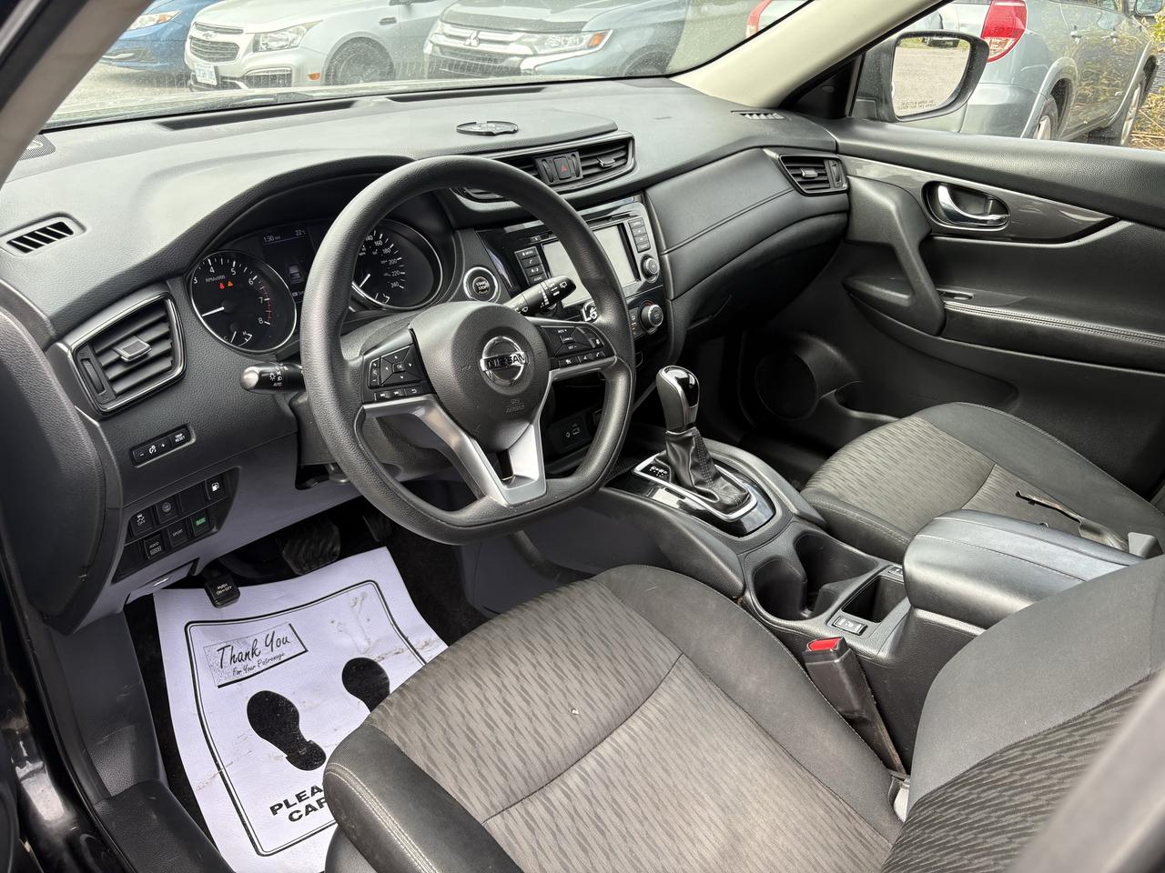2019 Nissan Rogue SV AWD Photo