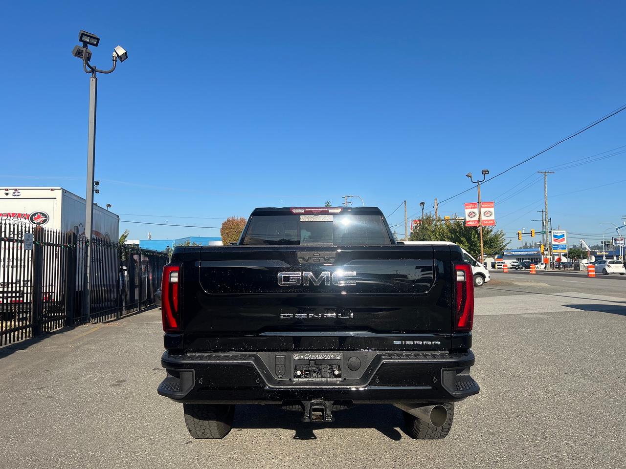 2026 GMC Sierra 3500 Denali ULTIMATE Photo