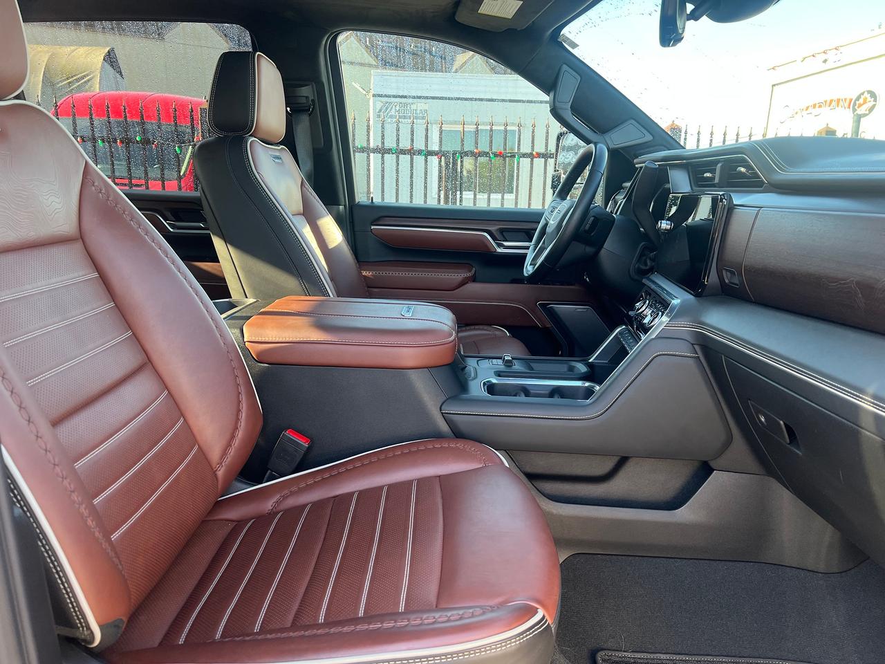 2026 GMC Sierra 3500 Denali ULTIMATE Photo