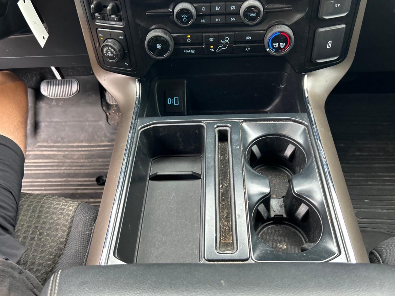 2024 Ford F-150 STX 4WD SuperCrew 5.5' Box Photo