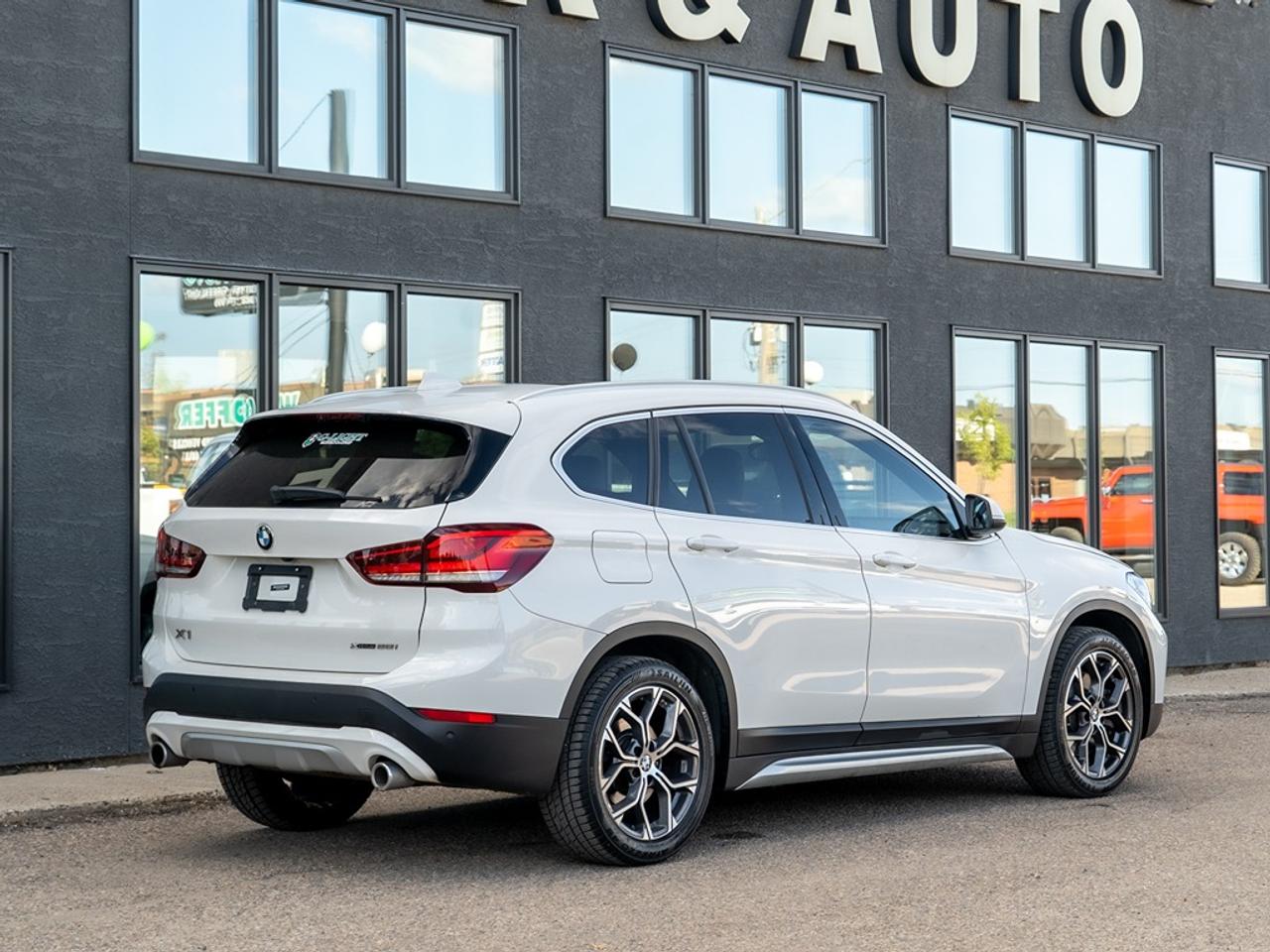 2020 BMW X1 xDrive28i Photo5