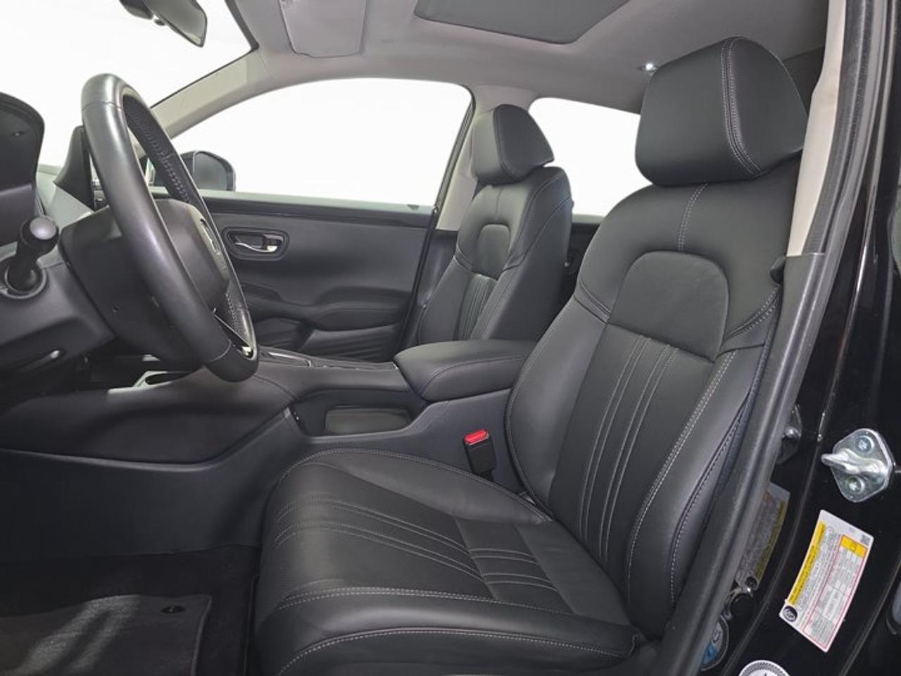2025 Honda HR-V EX-L Photo