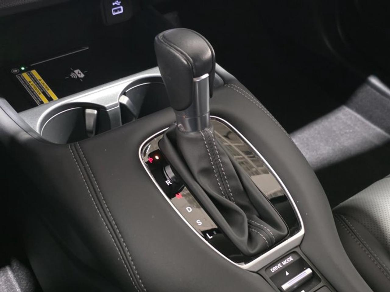 2025 Honda HR-V EX-L Photo