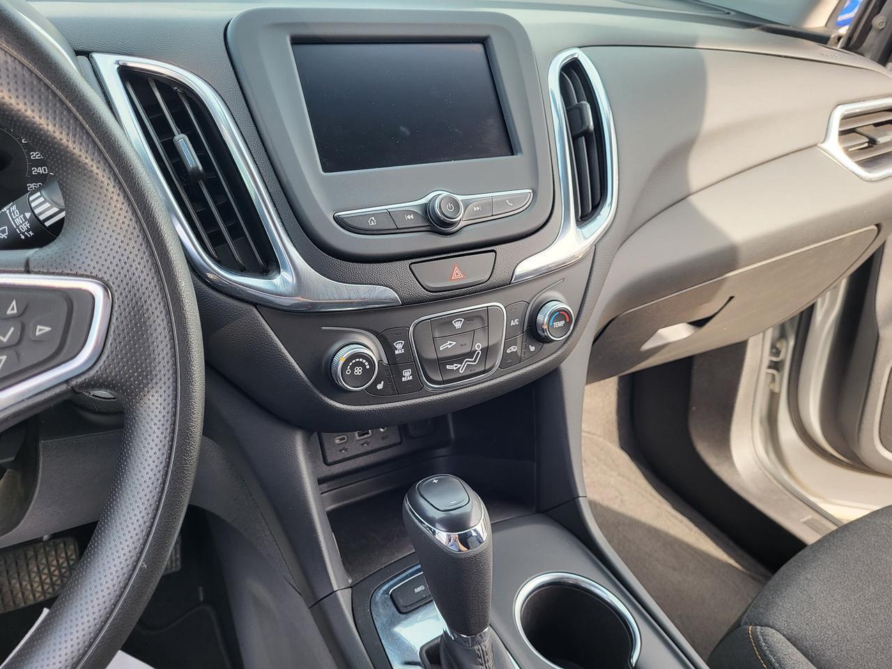 2021 Chevrolet Equinox LT Photo