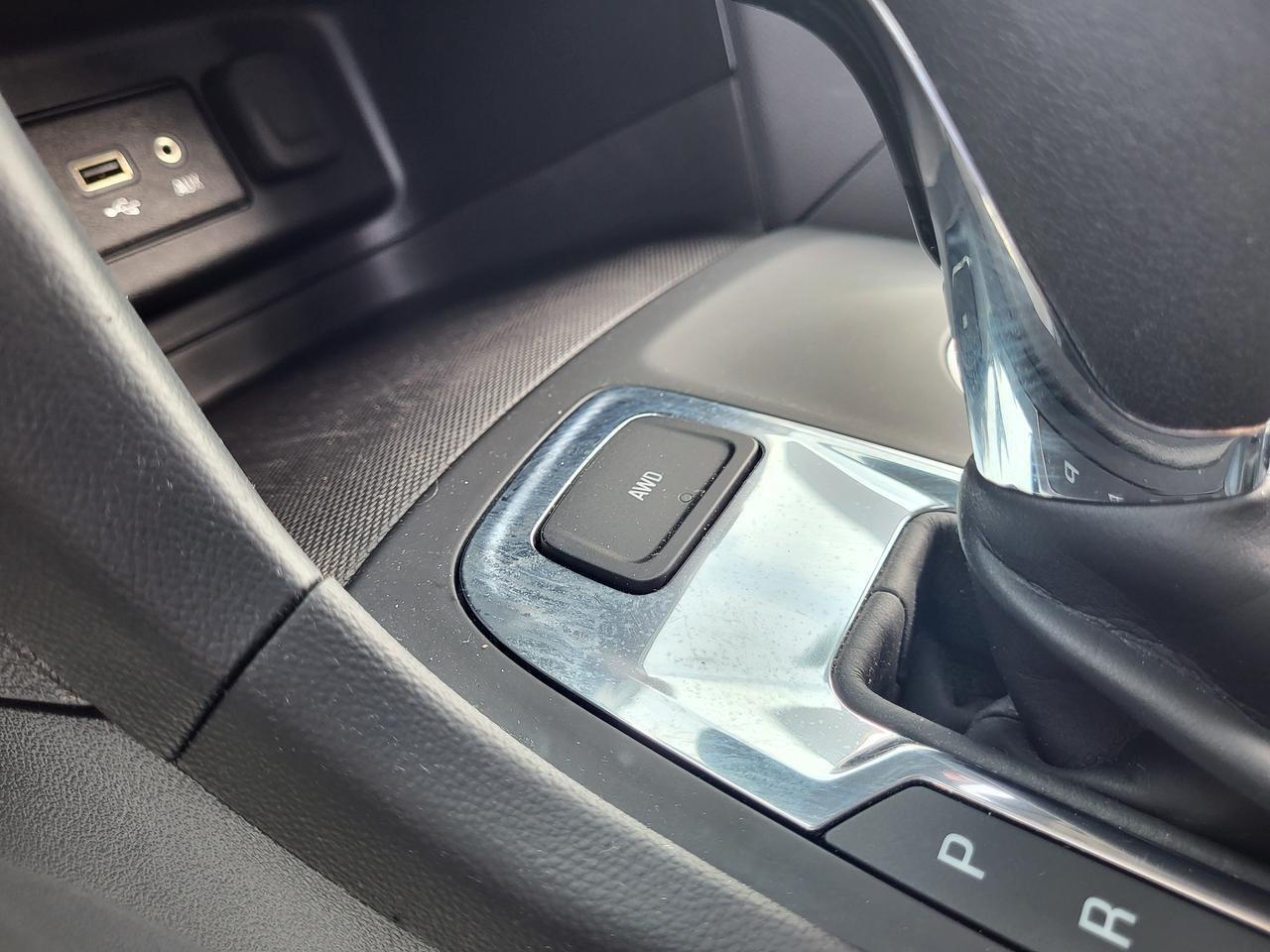 2021 Chevrolet Equinox LT Photo