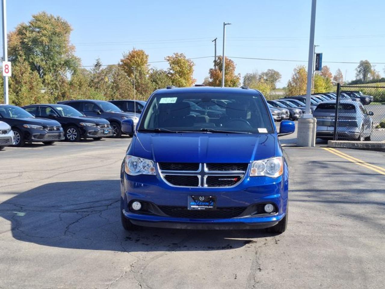 2019 Dodge Grand Caravan SXT Premium Plus | DVD | Leatherette / Suede | Nav | Trailer Tow PKG | Bluetooth & More ! Photo