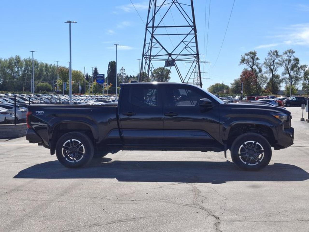 2024 Toyota Tacoma TRD Sport Crew 4X4 | 18" TRD Alloys | Sport Suspension | Heated Seats + Wheel and More ! Photo