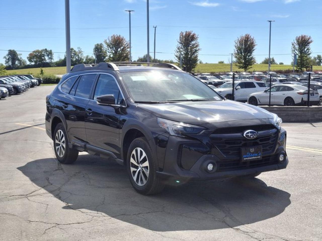 2025 Subaru Outback Touring AWD | Sunroof | Power Seat | Heated Wheel + Seats | Adaptive Cruise | Rear Camera and More ! Photo