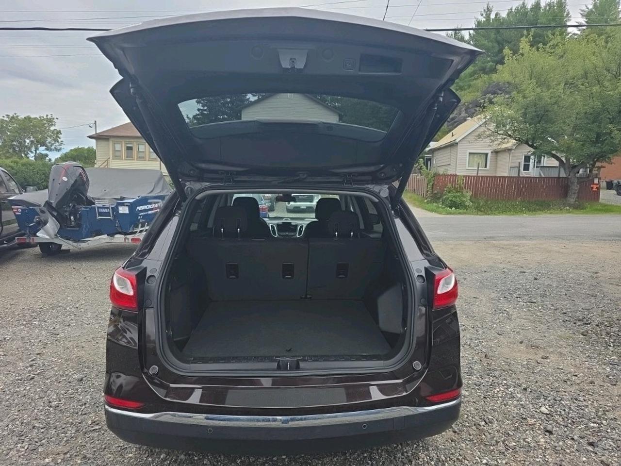 2020 Chevrolet Equinox LT AWD Photo