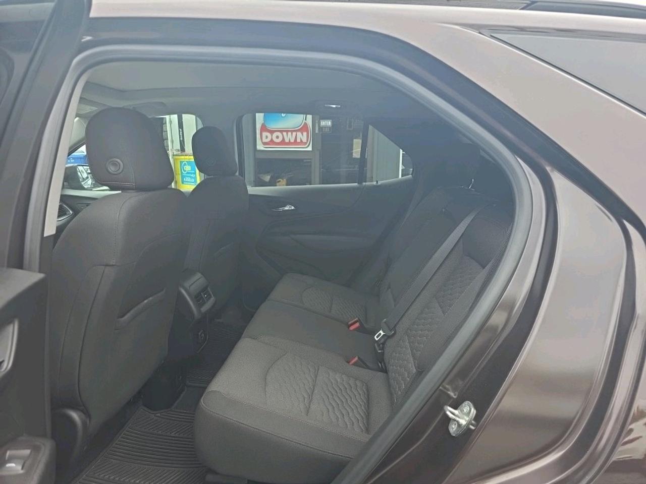 2020 Chevrolet Equinox LT AWD Photo