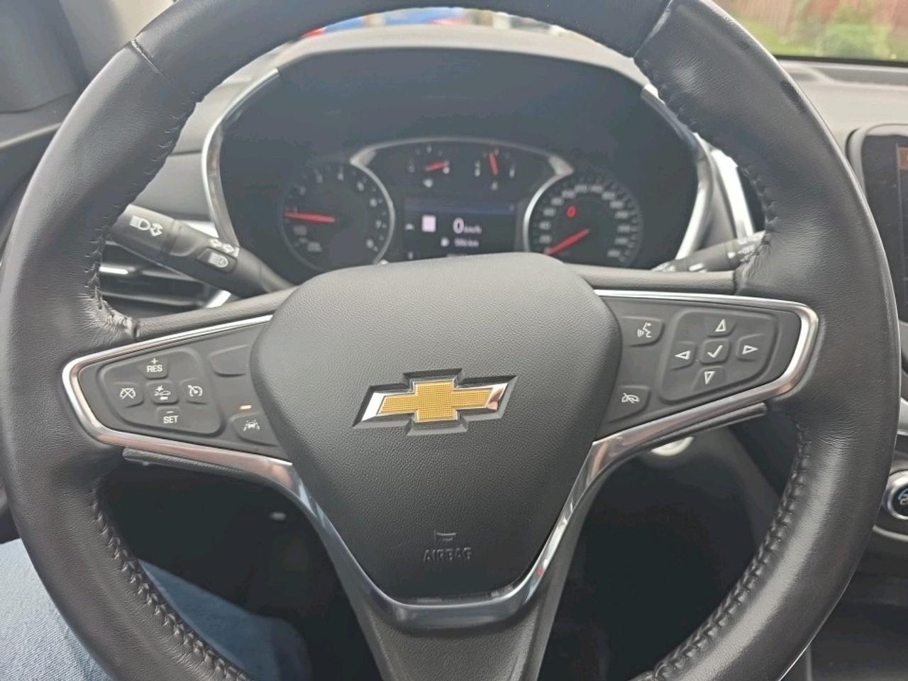 2020 Chevrolet Equinox LT AWD Photo