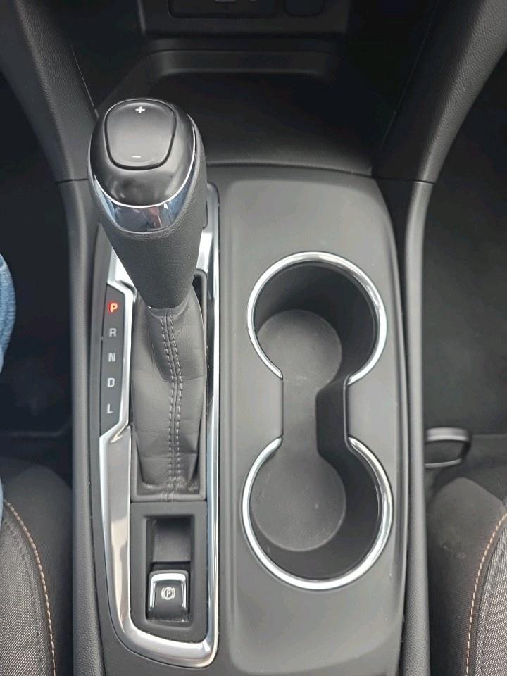 2020 Chevrolet Equinox LT AWD Photo