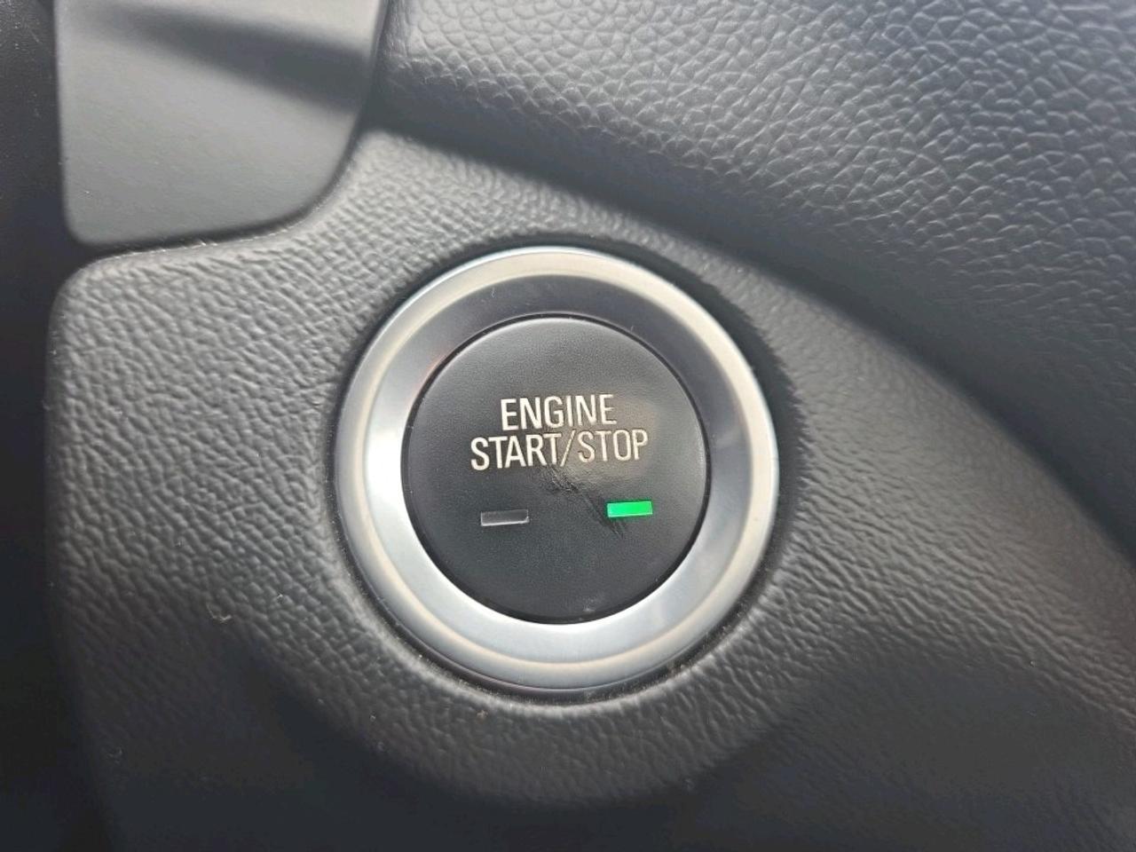 2020 Chevrolet Equinox LT AWD Photo