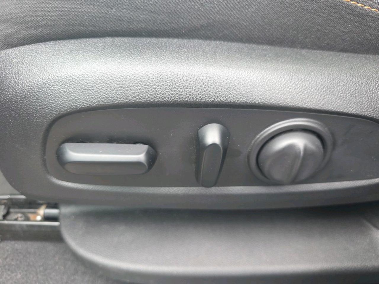2020 Chevrolet Equinox LT AWD Photo